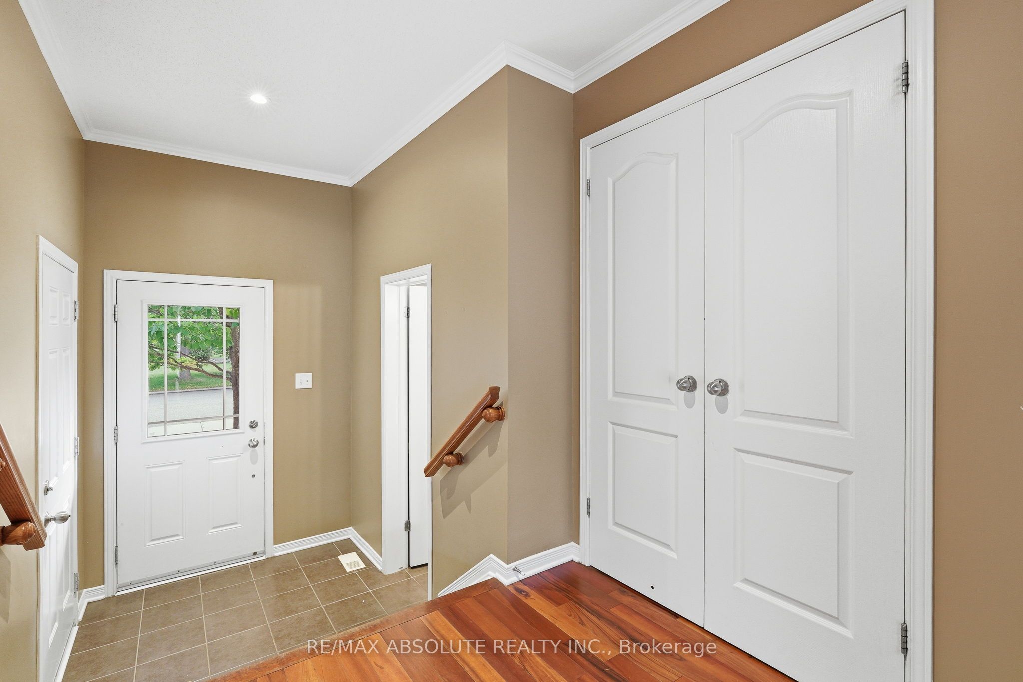 399 STATEWOOD Drive, Kanata 3