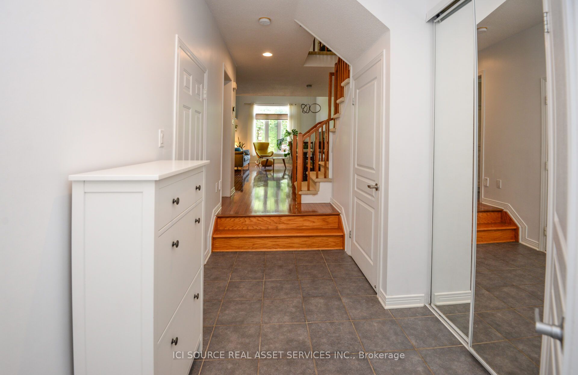 25 Saddlesmith Circle, Kanata 2