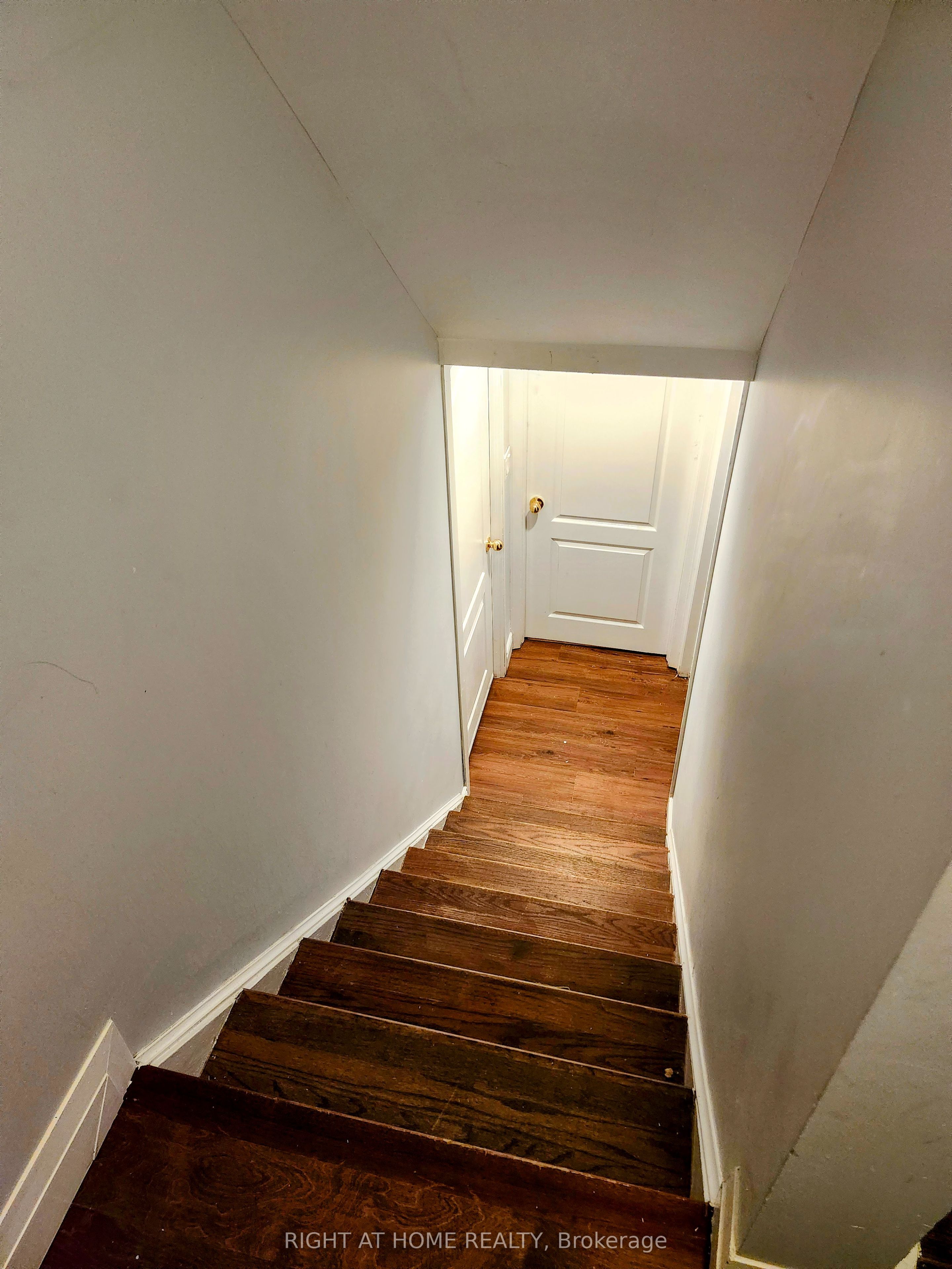 Unit Basemnt - 48 Westmount Road S, Waterloo 3