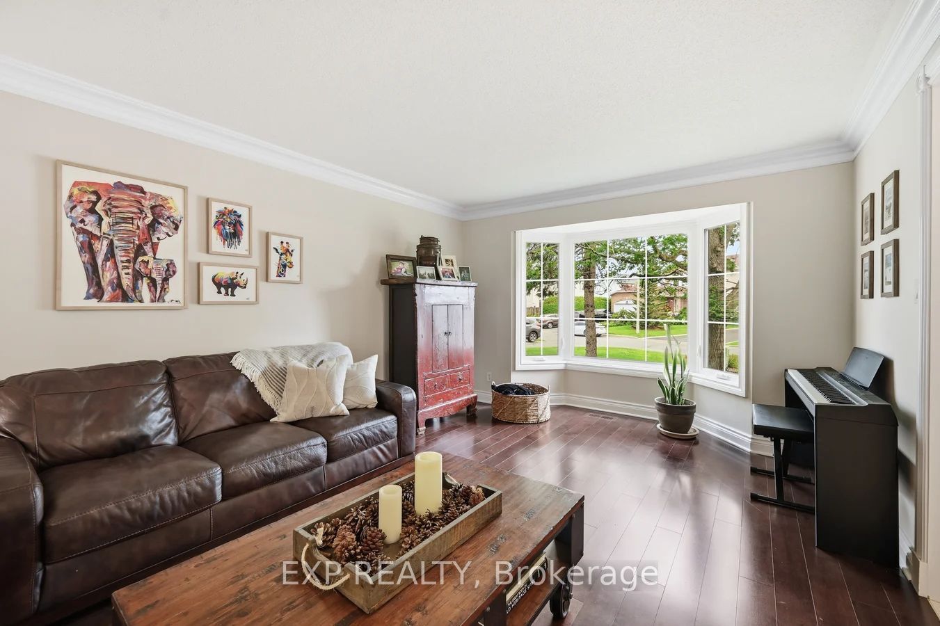 766 Lalande Terrace, Cumberland 3