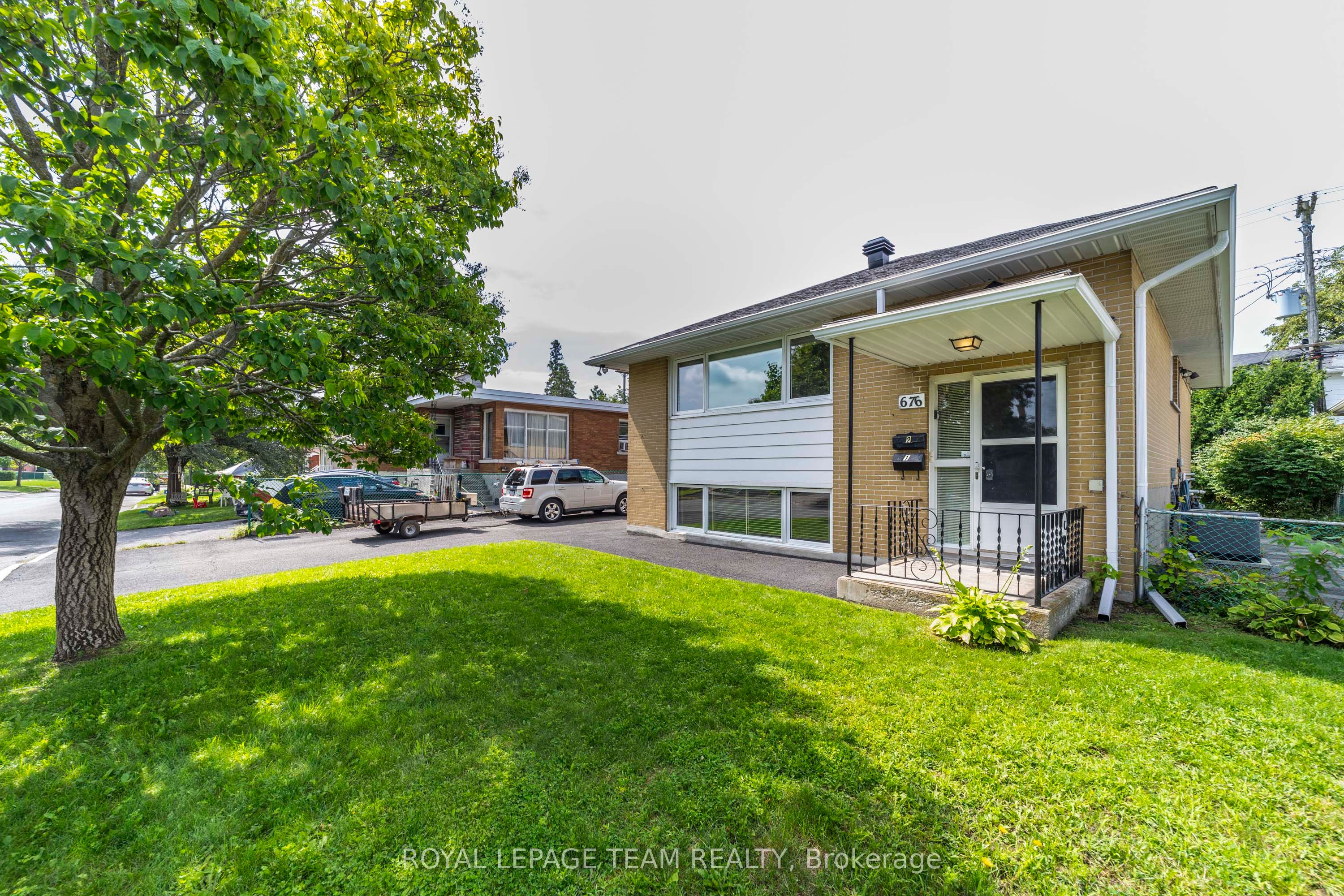 Unit 1 - 676 Borthwick Avenue, Ottawa 4