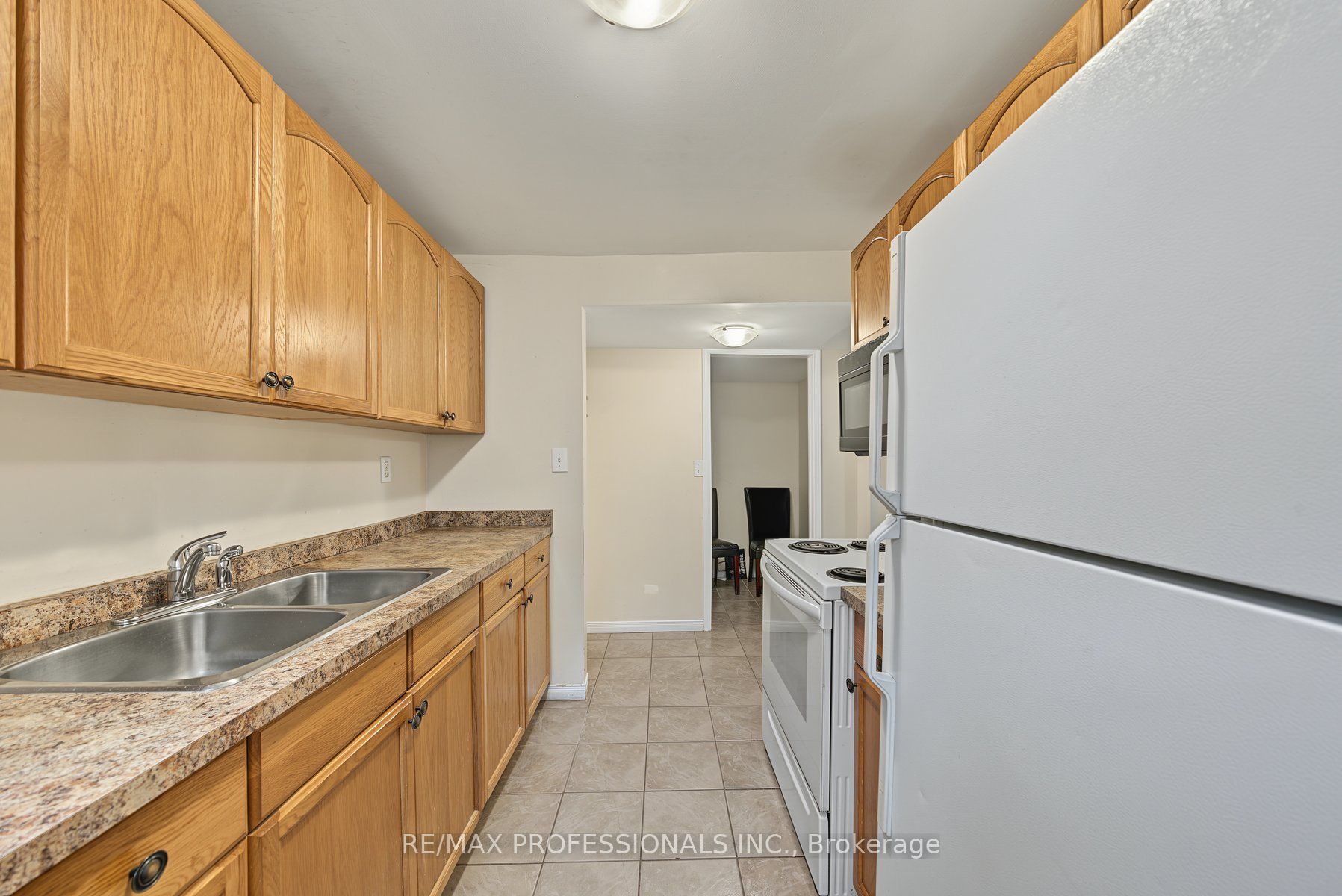 Unit Lower - 13 Waite Lane, St. Catharines 3