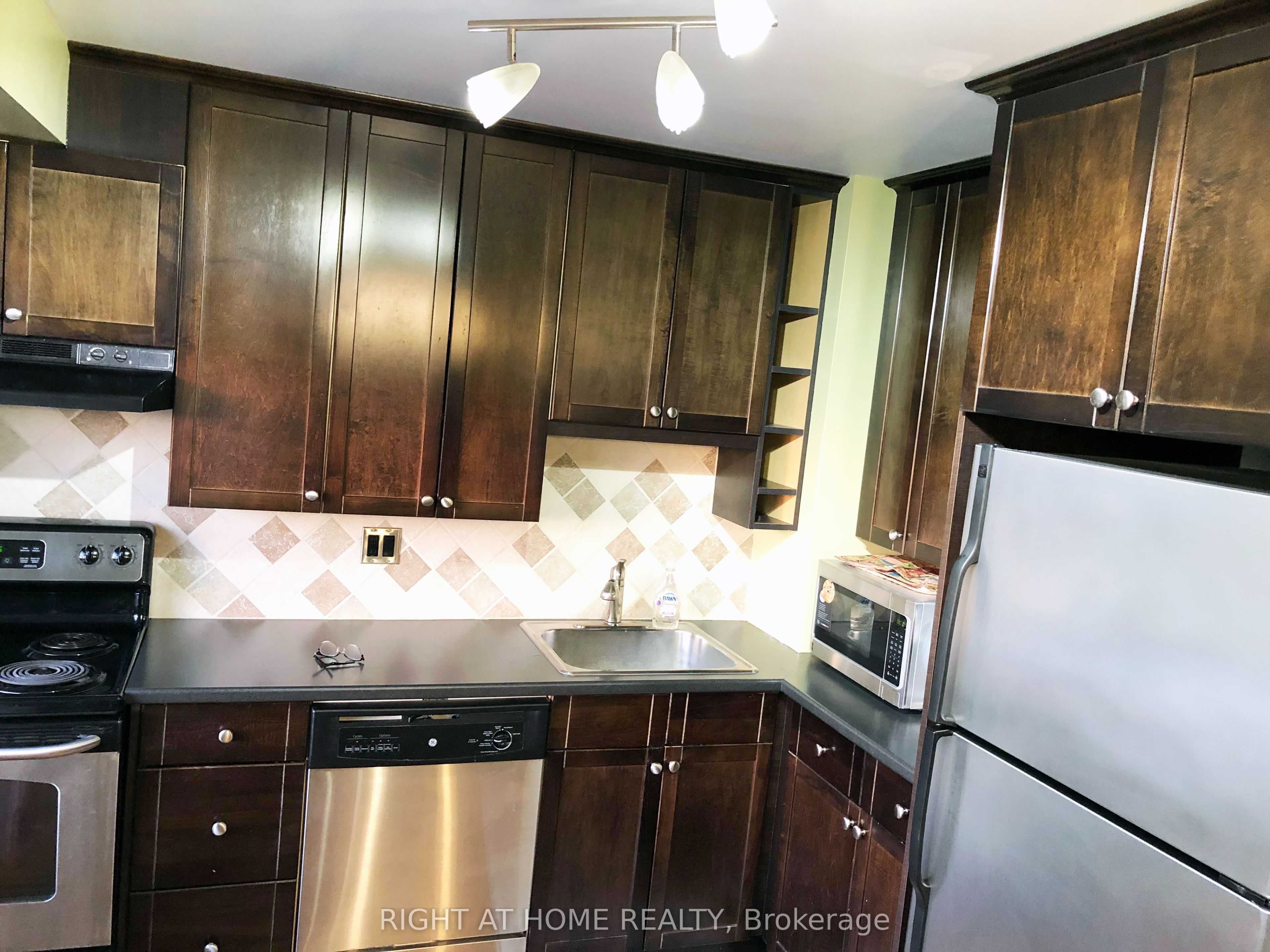 Unit 505 - 300 Keats Way, Waterloo 4