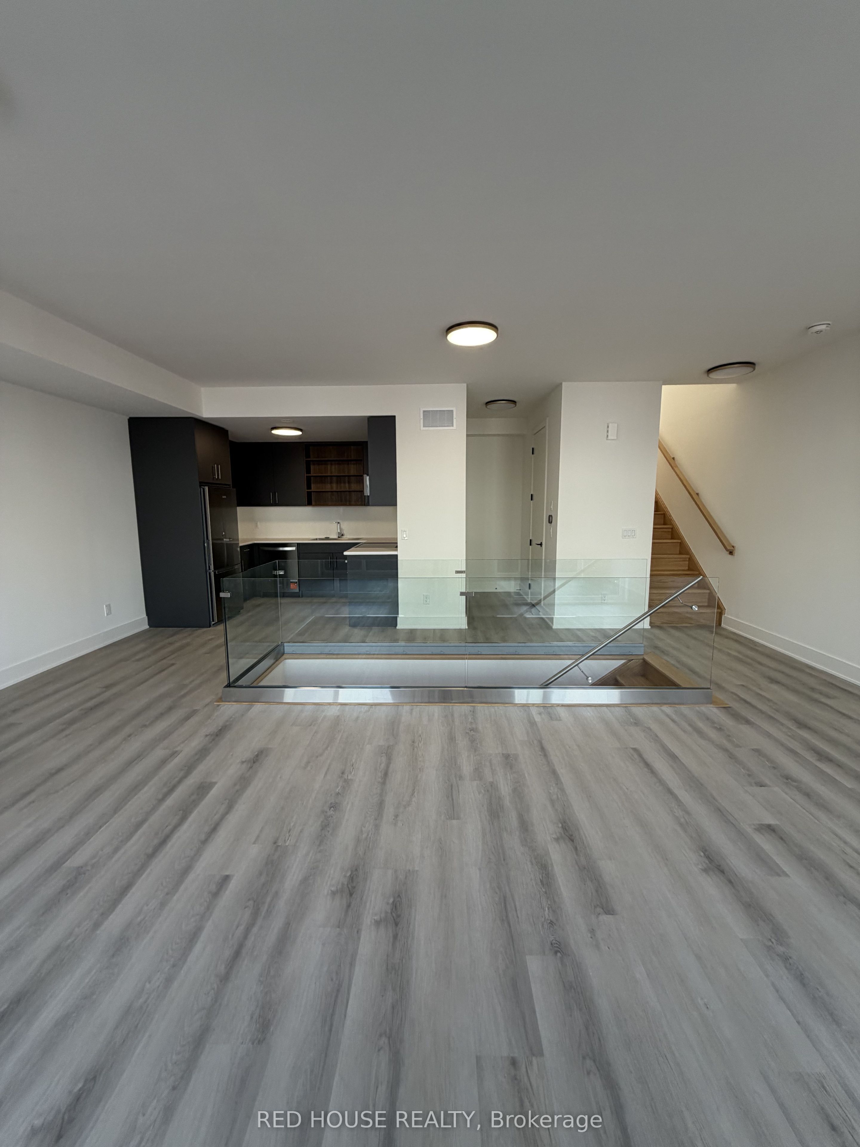 236 Ellis Avenue, St. Catharines 4