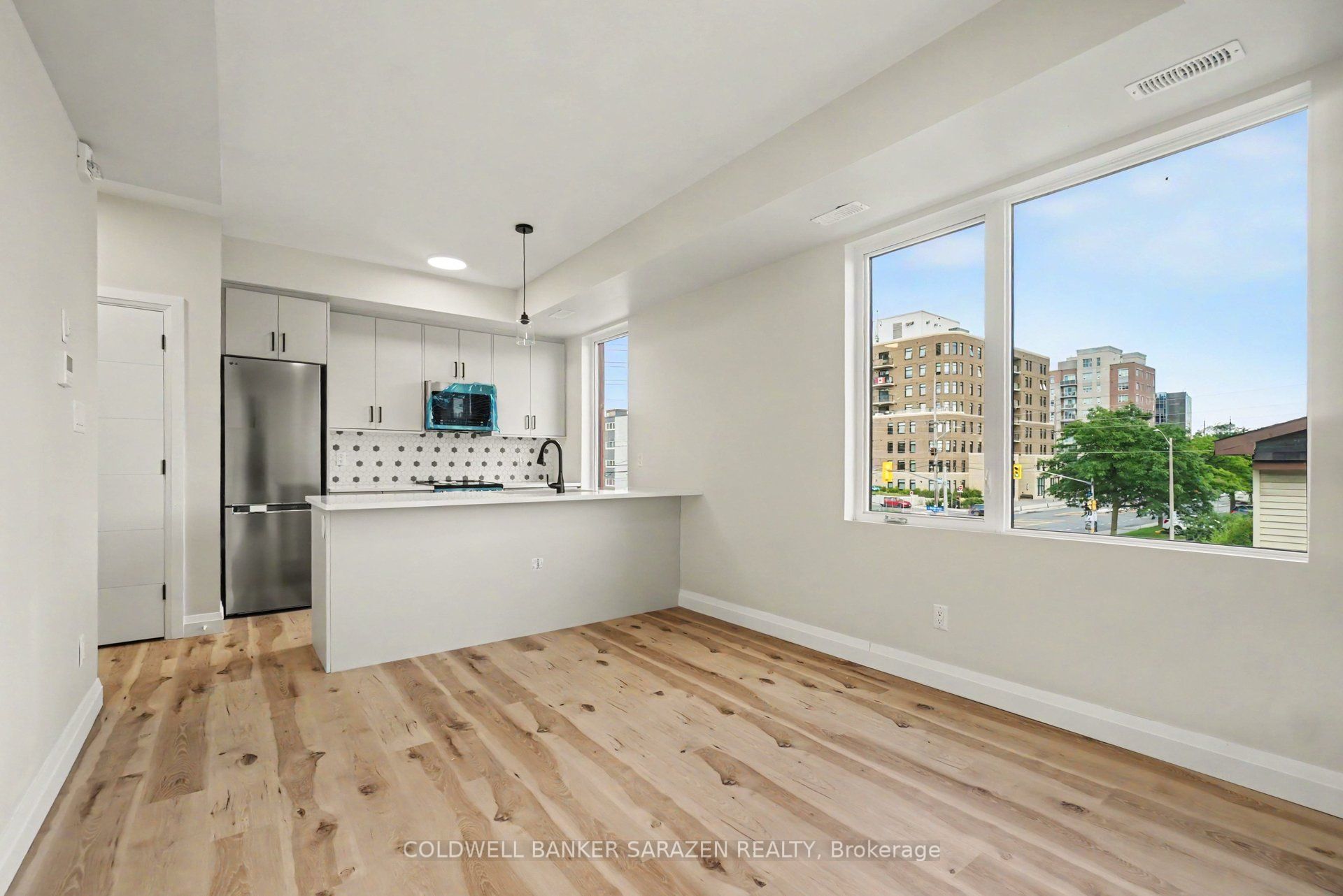Unit 303 - 42 Mcarthur Avenue, Ottawa 2