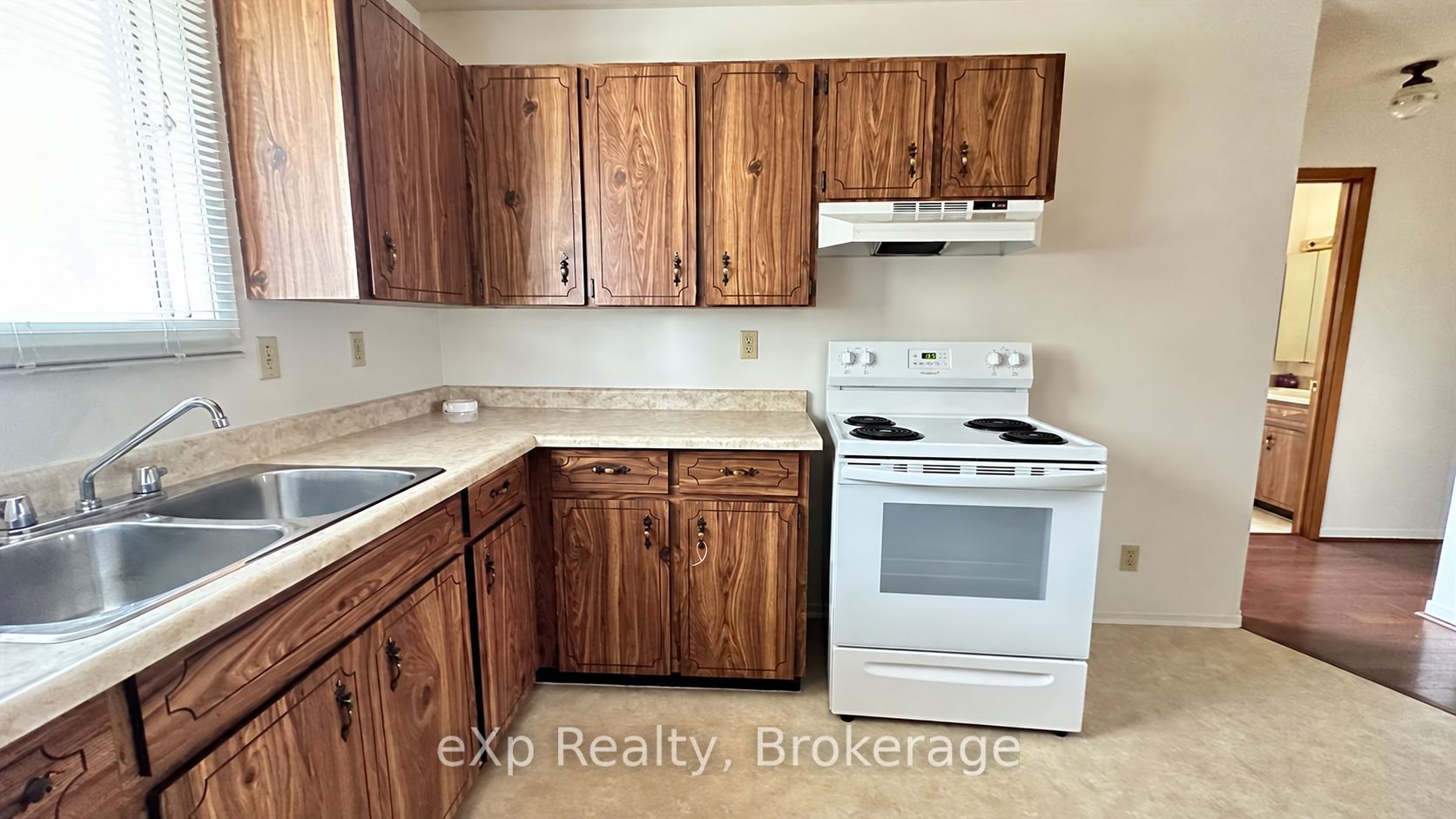 Unit Unit 1 - 91 Herman Street, Quinte West 5