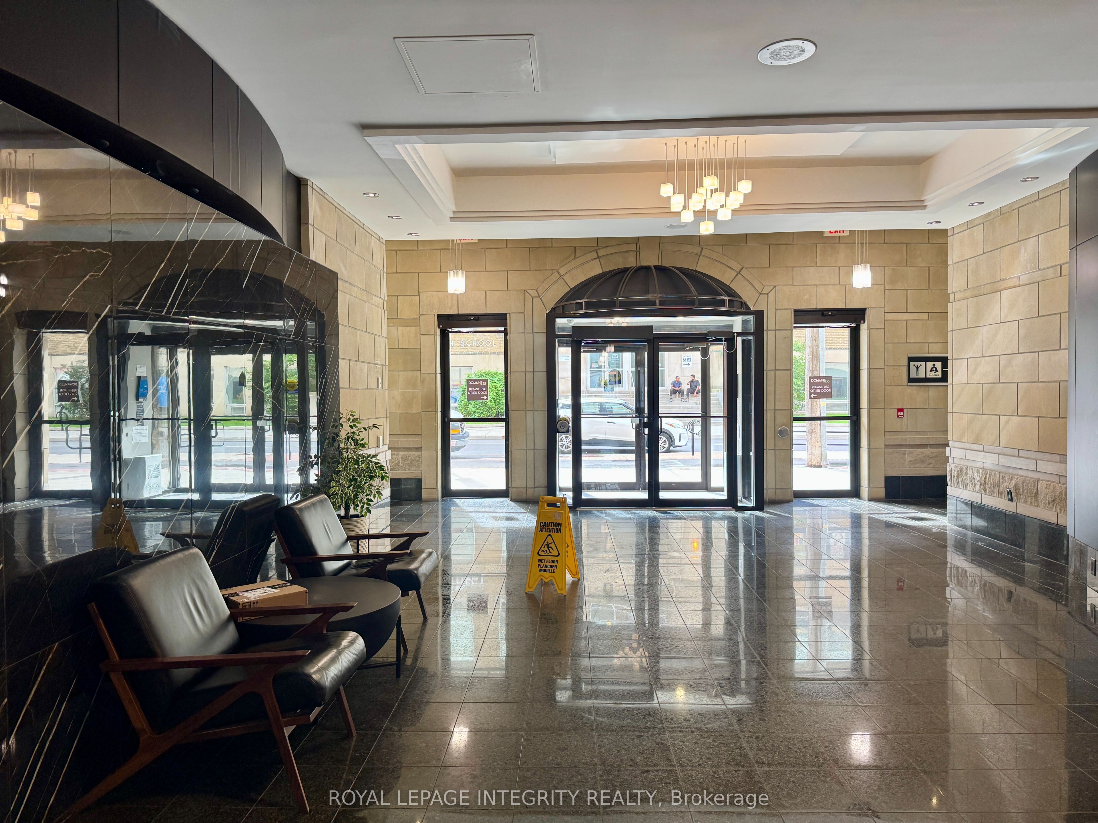 Unit 902 - 435 Albert Street, Ottawa 2