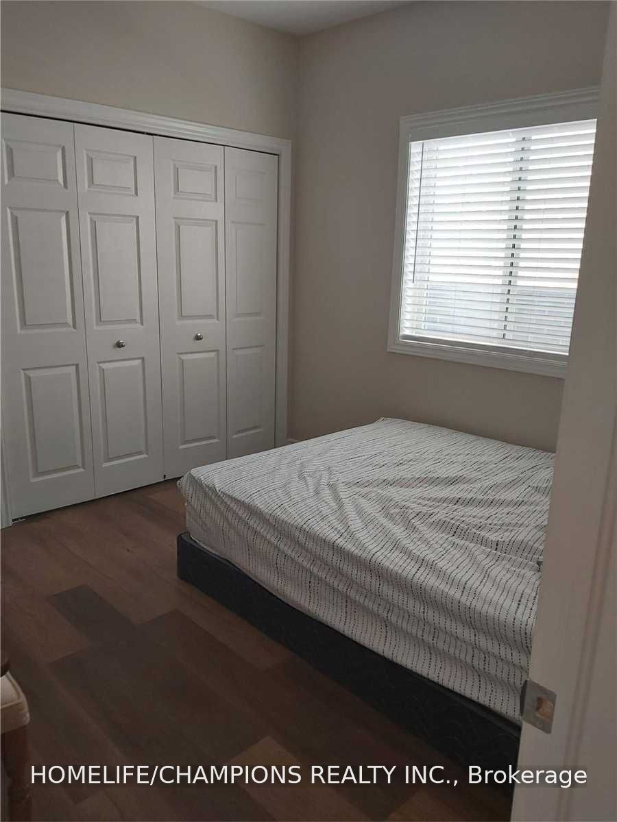 121 Essex Drive, Belleville 5