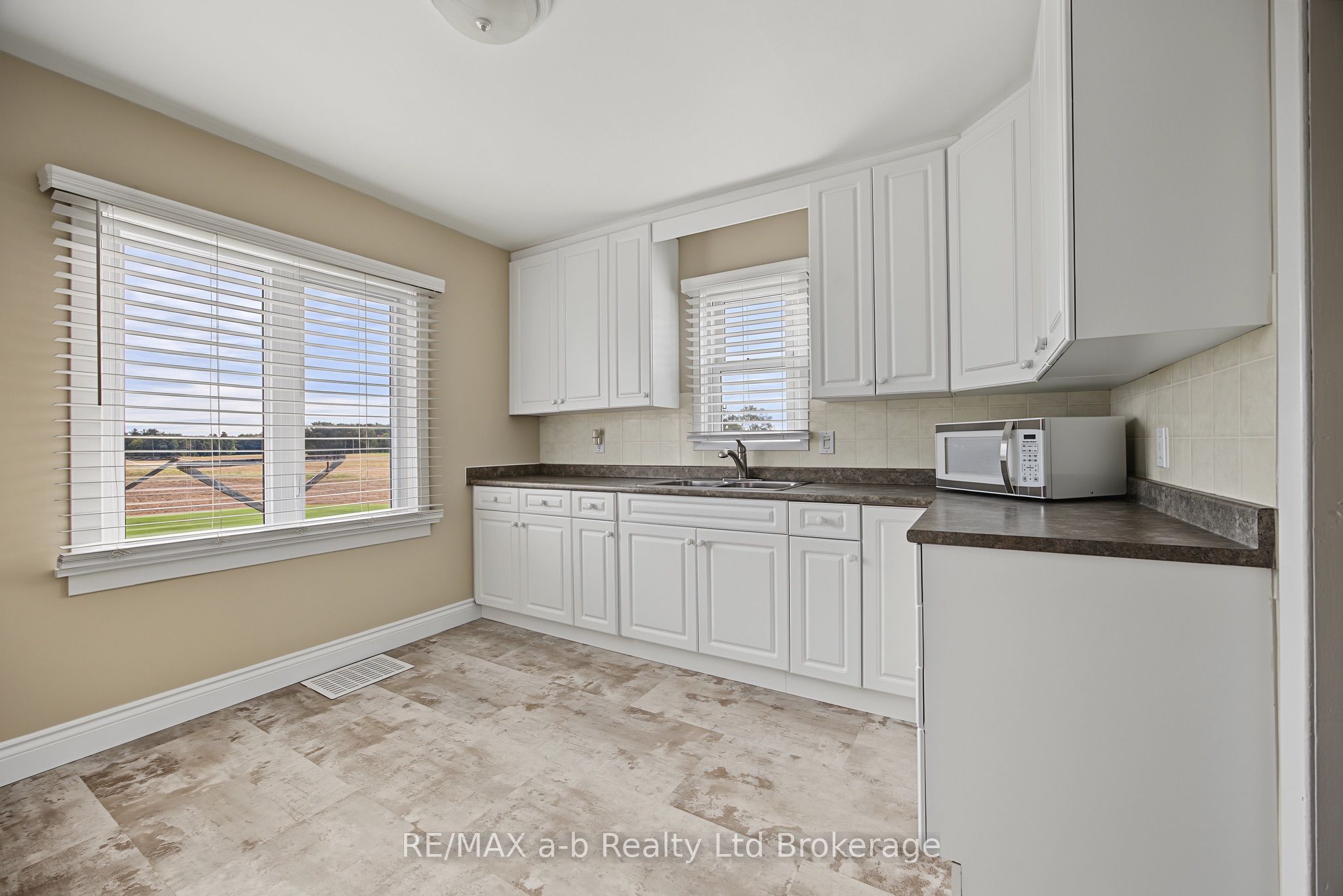 855130 Gobles Road, Blandford-Blenheim 4
