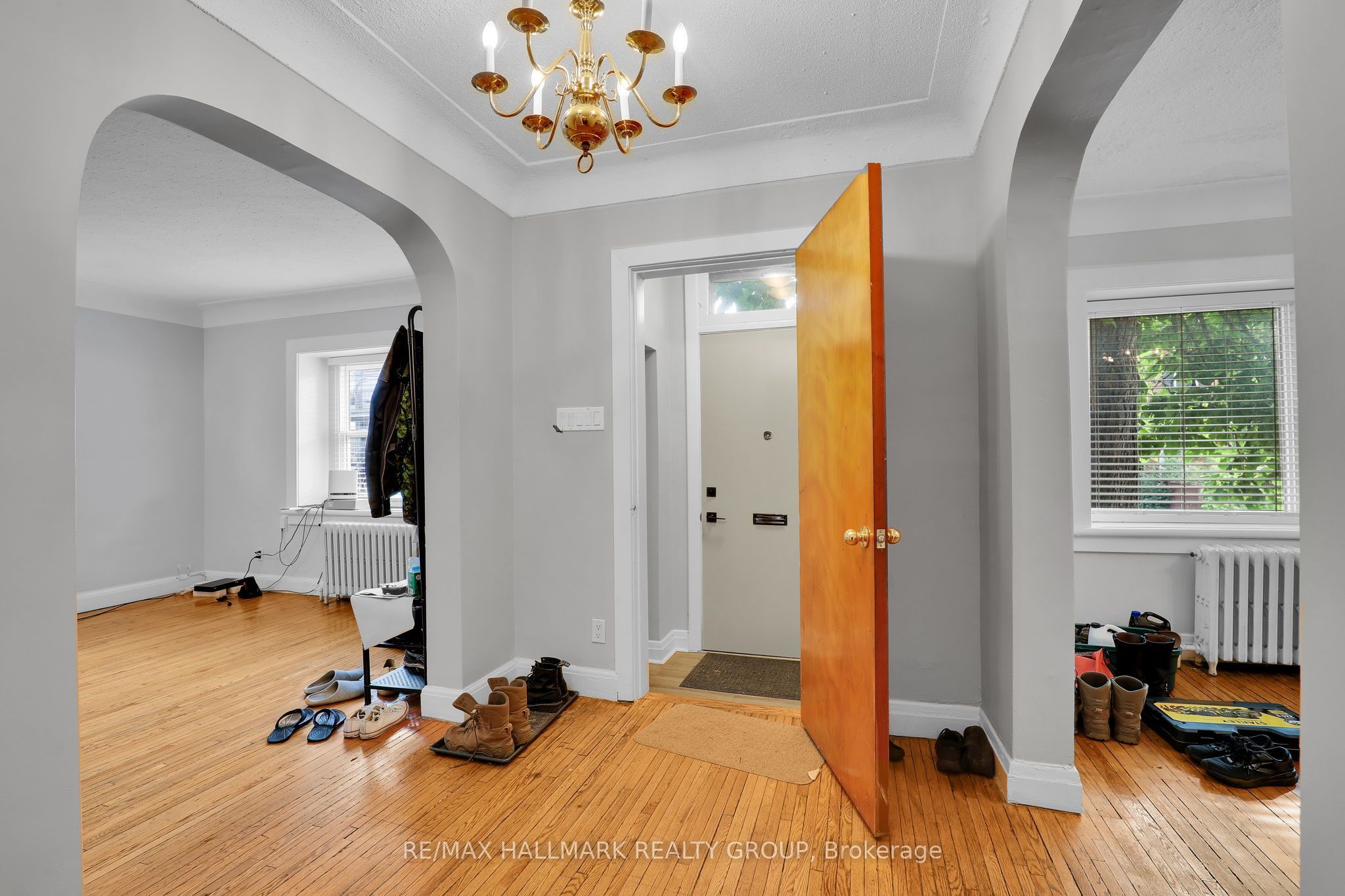 310 Mona Avenue, Ottawa 4