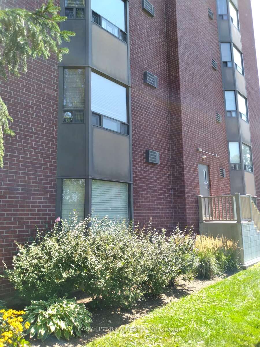 Unit 205 - 75 Huxley Street, London 2