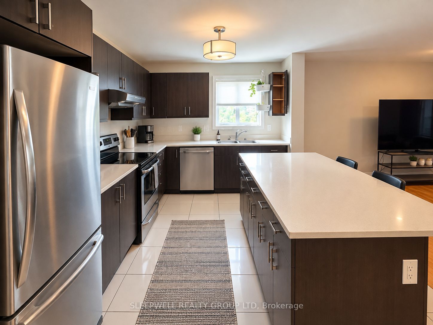 Unit 2 - 11 Chestnut Street, Ottawa 2