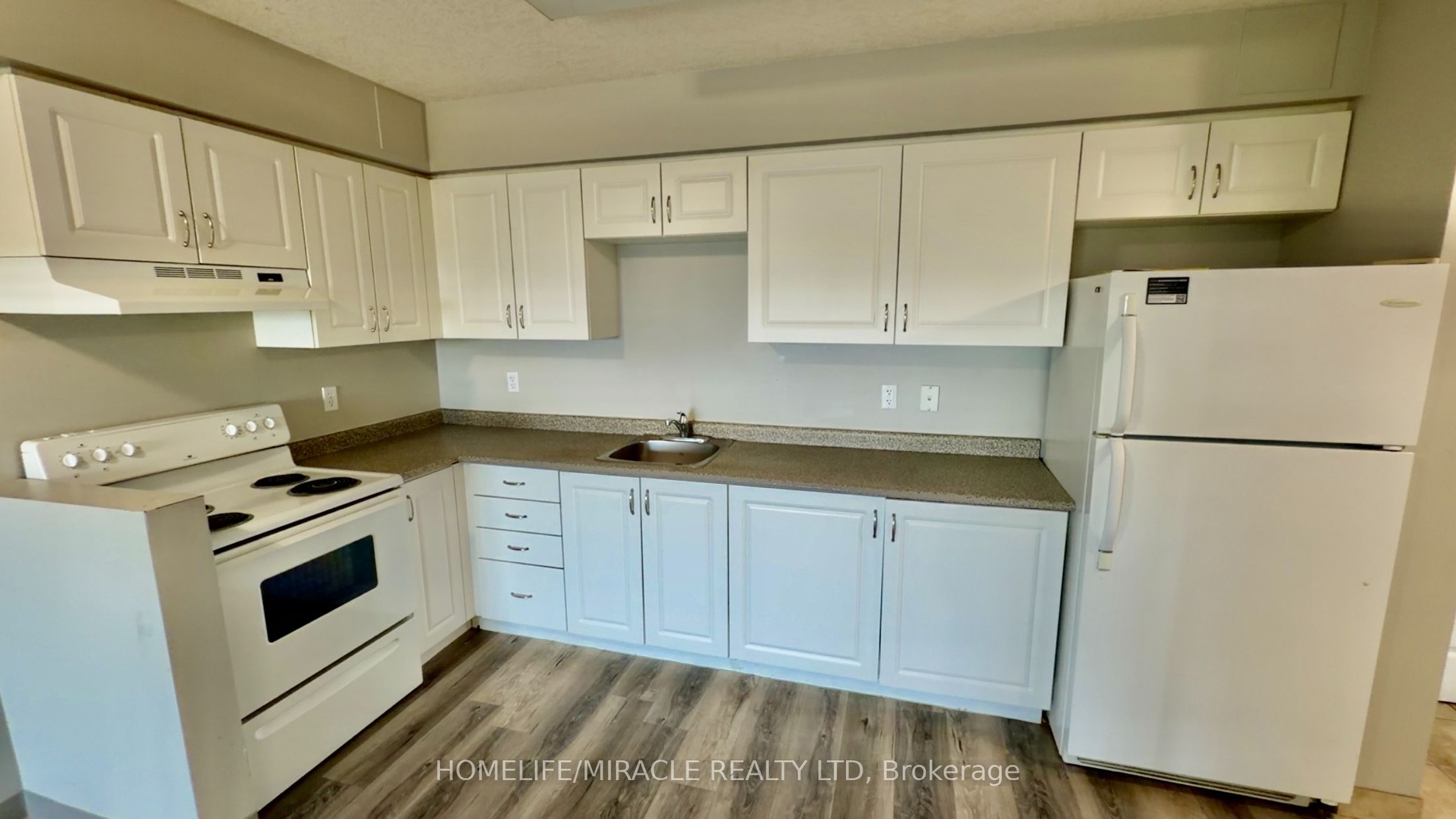 Unit 705 - 593 Strasburg Road, Kitchener 5