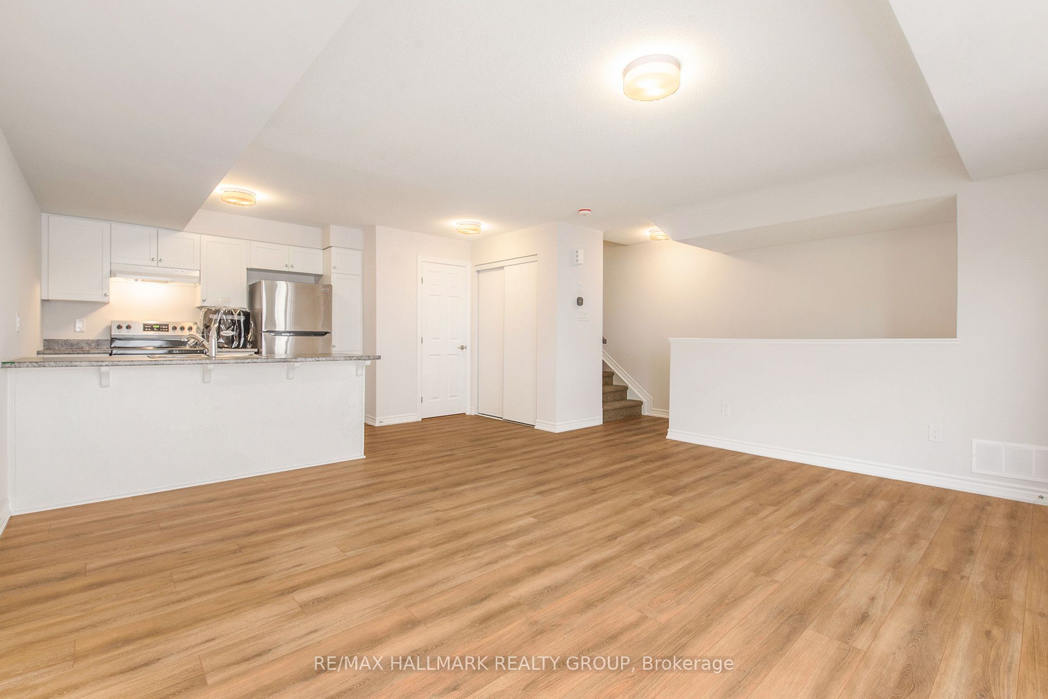 300 Zenith Private, Nepean 4
