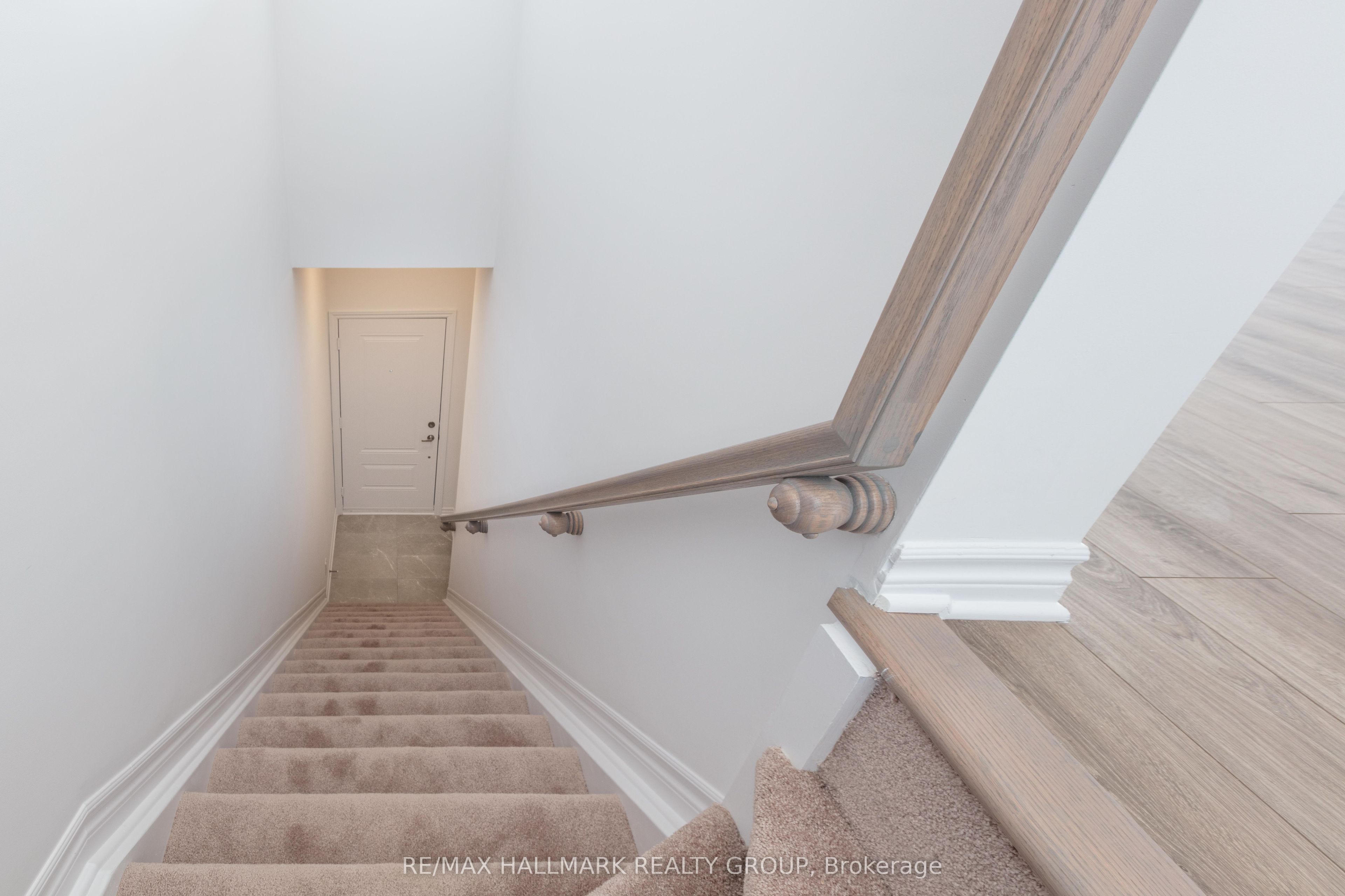 Unit I - 60 Jaguar Private, Stittsville-Goulbourn 3