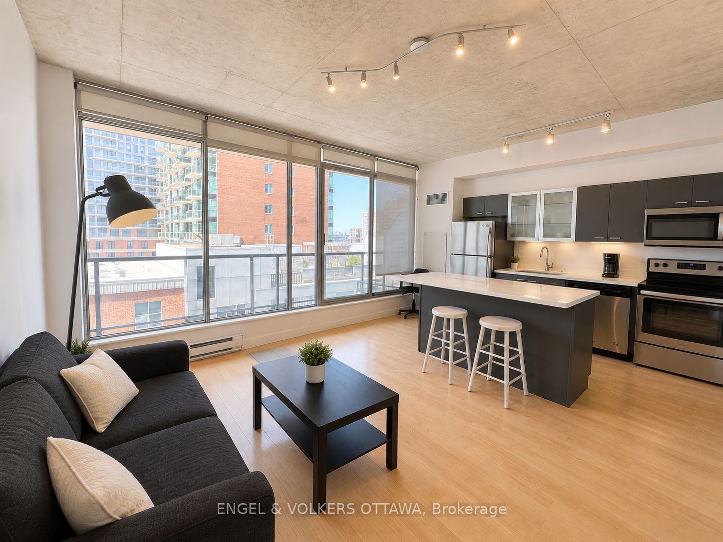 Unit 702 - 383 CUMBERLAND Street, Ottawa 2
