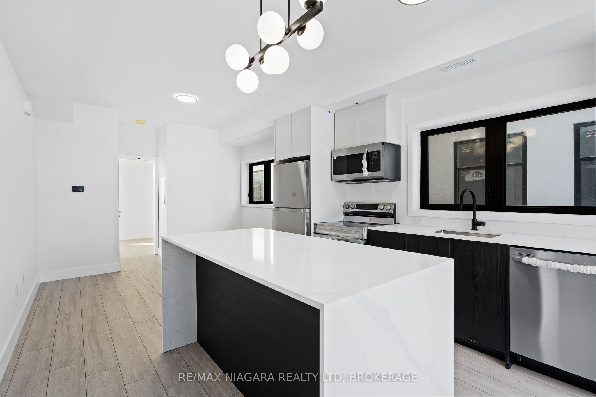 Unit 209 - 7277 Wilson Crescent, Niagara Falls 4