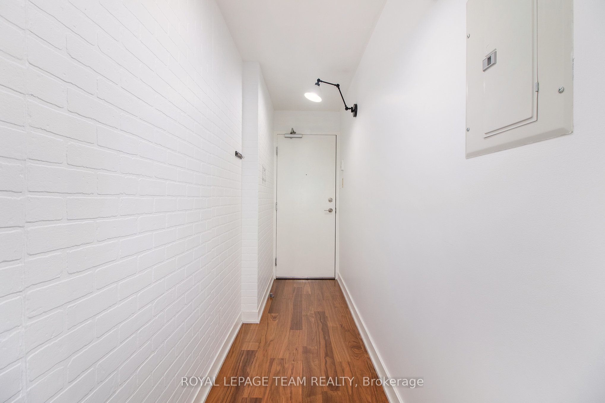 Unit 201 - 354 Gladstone Avenue, Ottawa 5