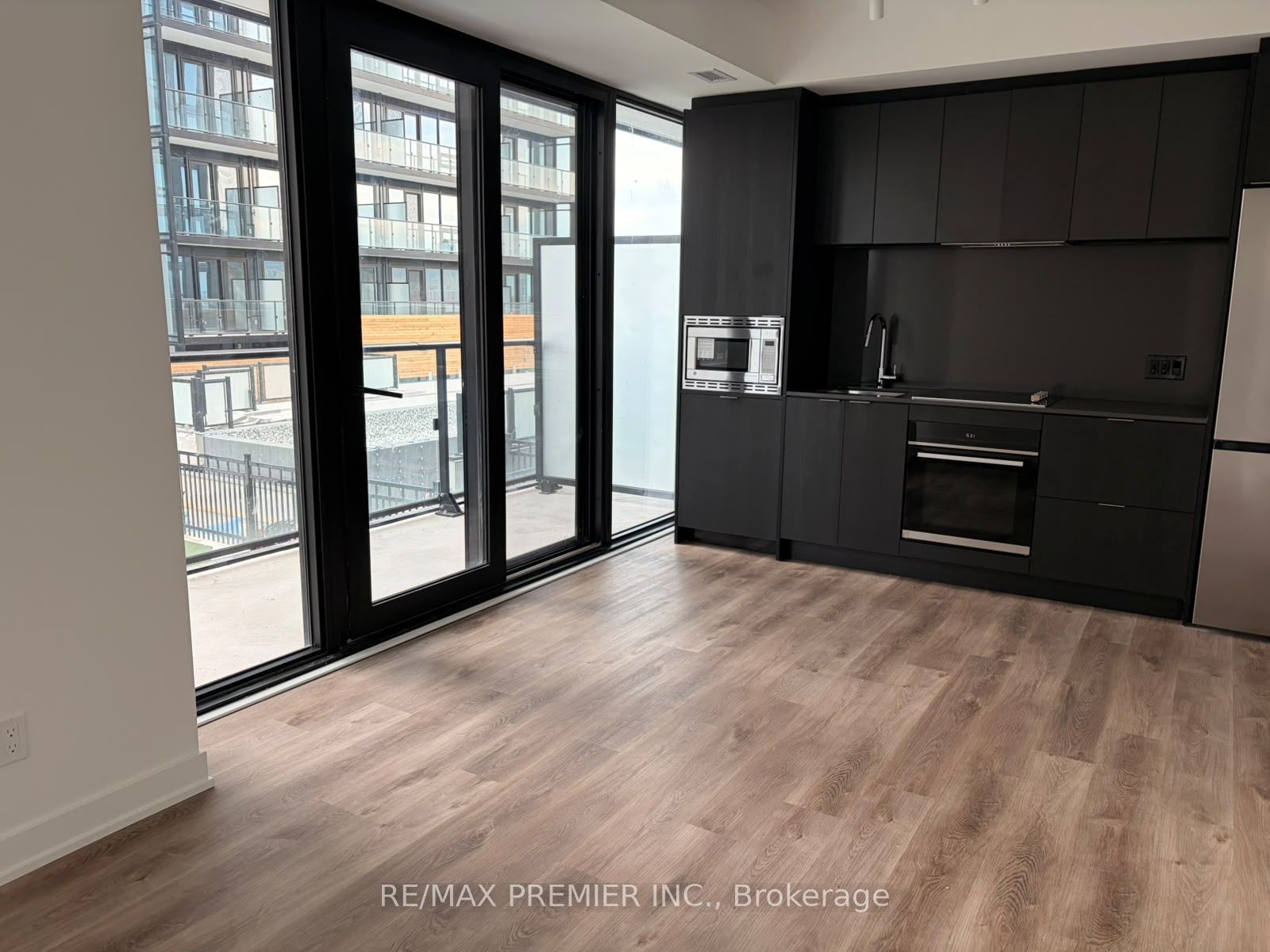Unit 1008 - 91 John Street, Hamilton 5
