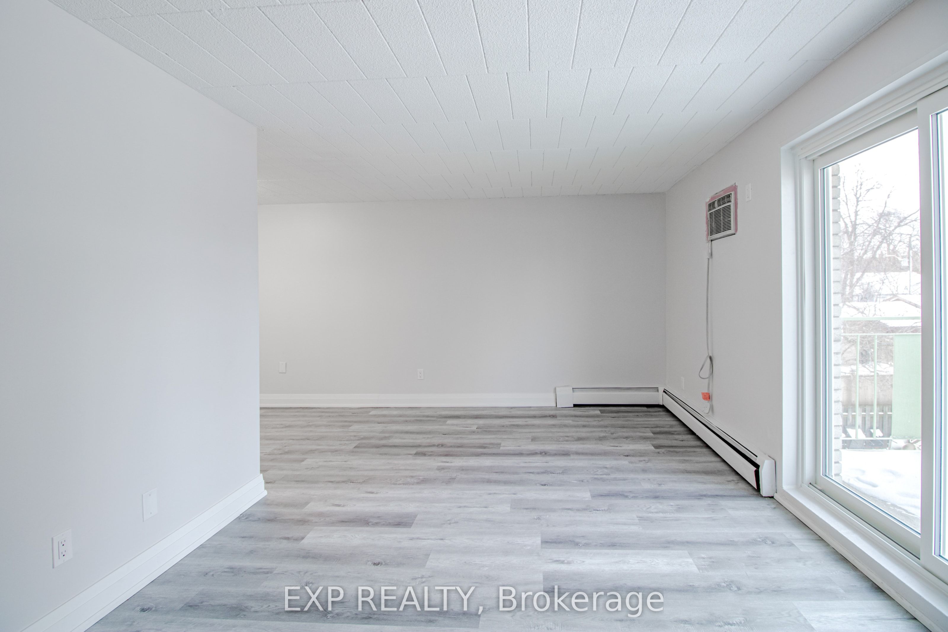Unit 23 - 6287 O'neil Street, Niagara Falls 3