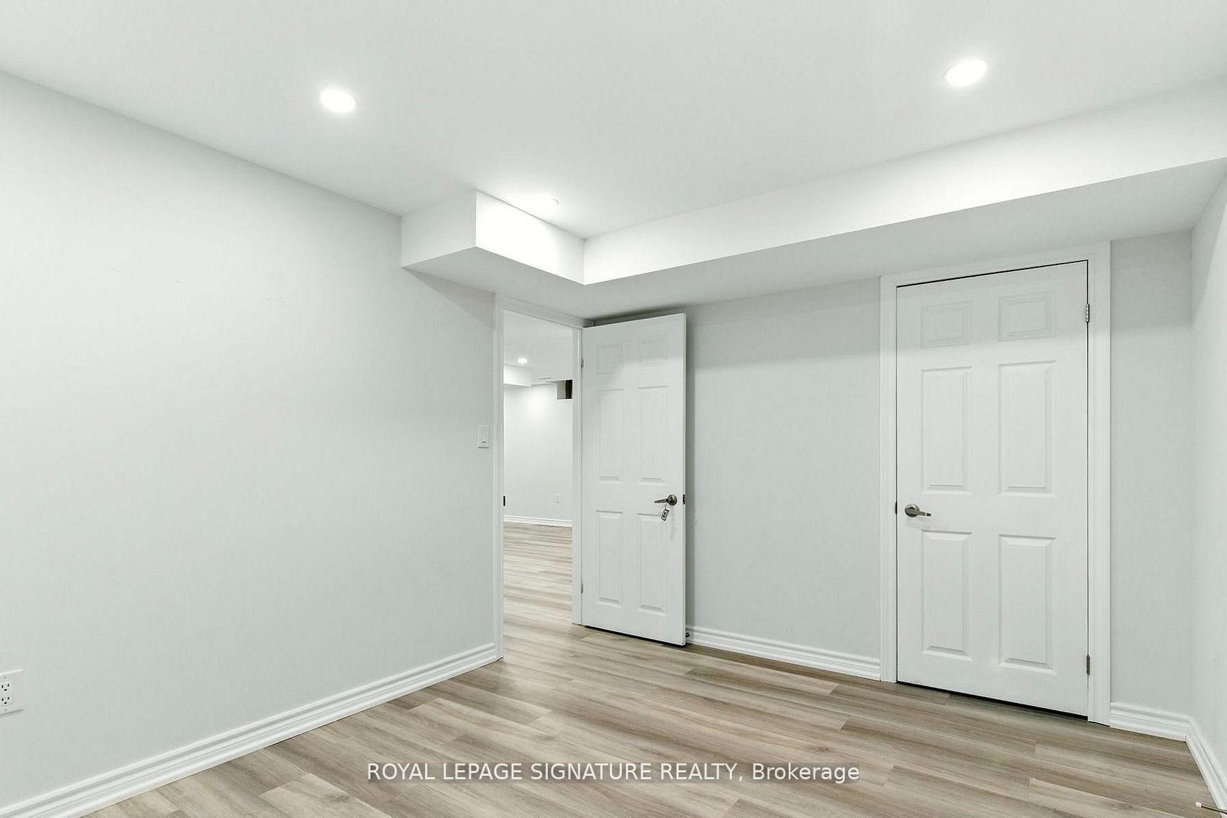 Unit Bsmt - 151 Royal Winter Drive, Glanbrook 5