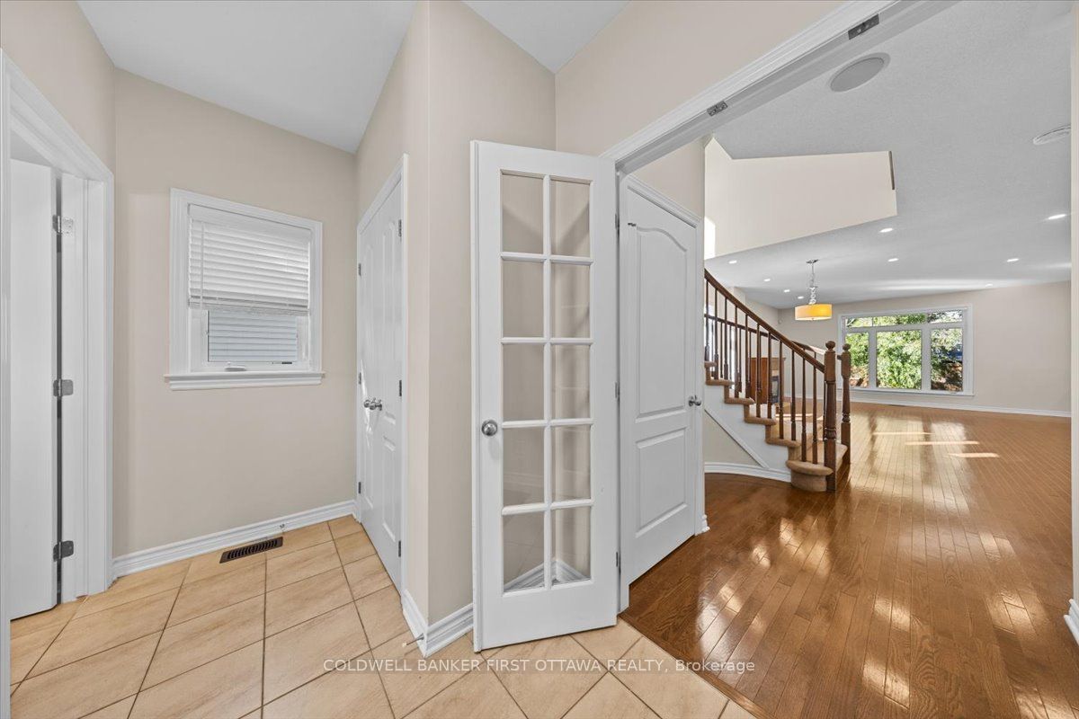 2898 FINDLAY CREEK Drive, Orleans-Gloucester 3
