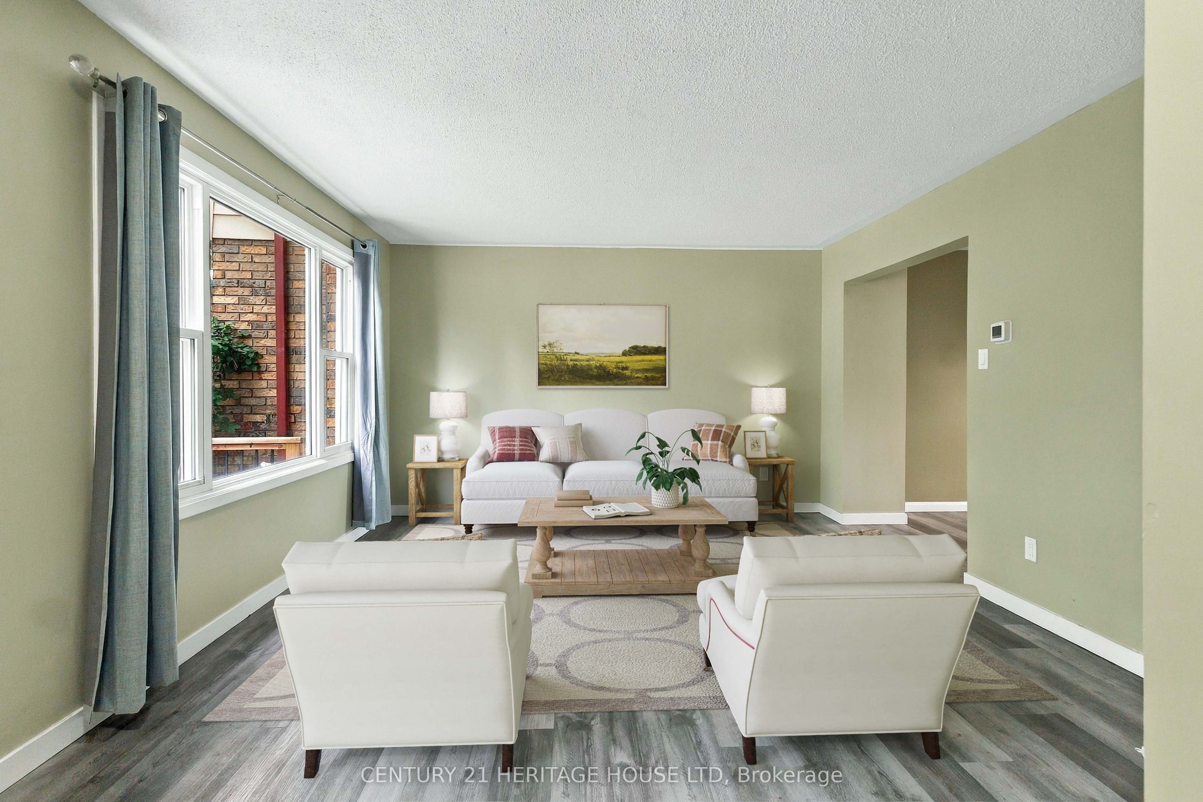 44 Sasha Crescent, London 4