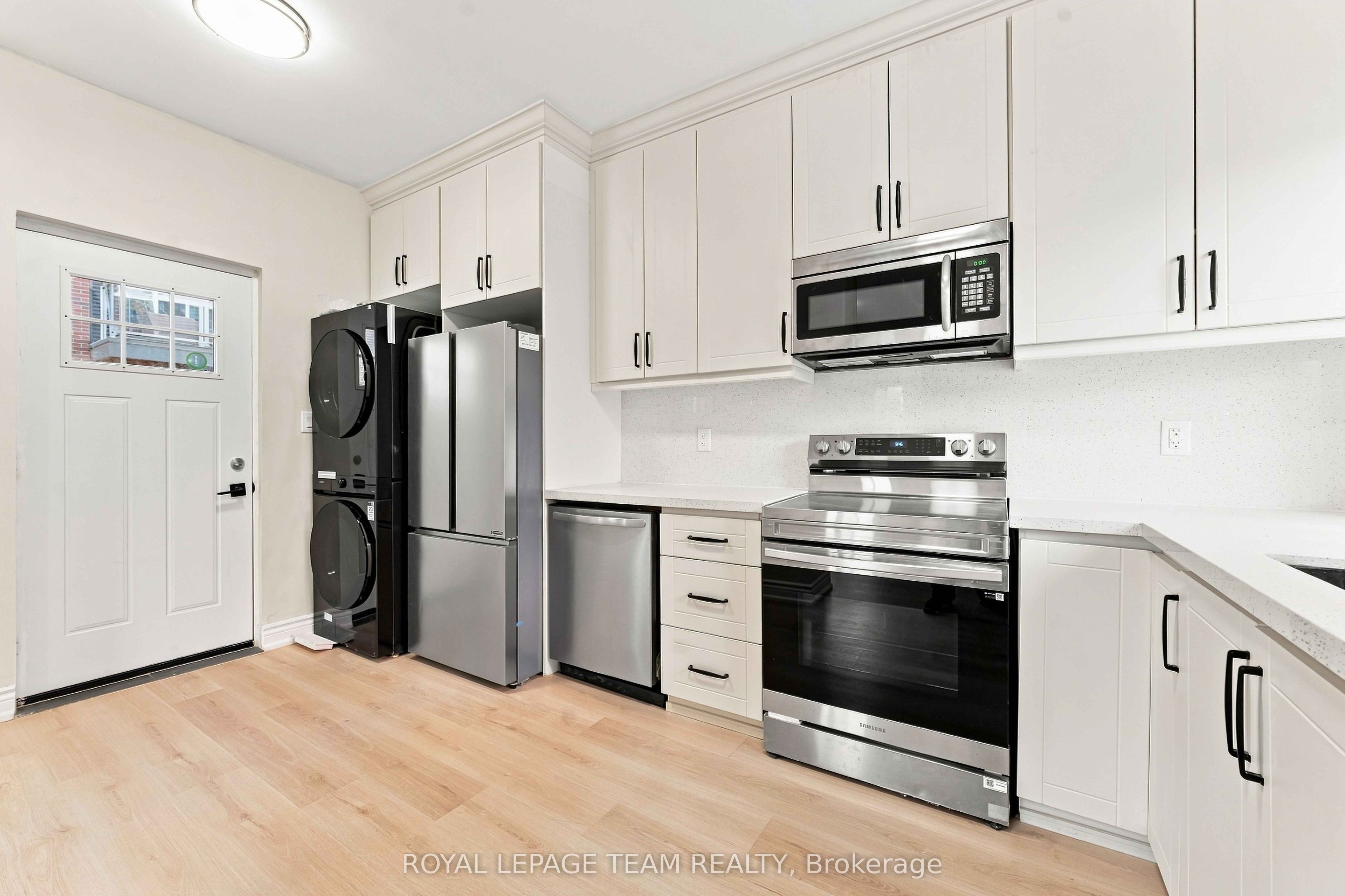 Unit C - 13 Balsam Street, Ottawa 5