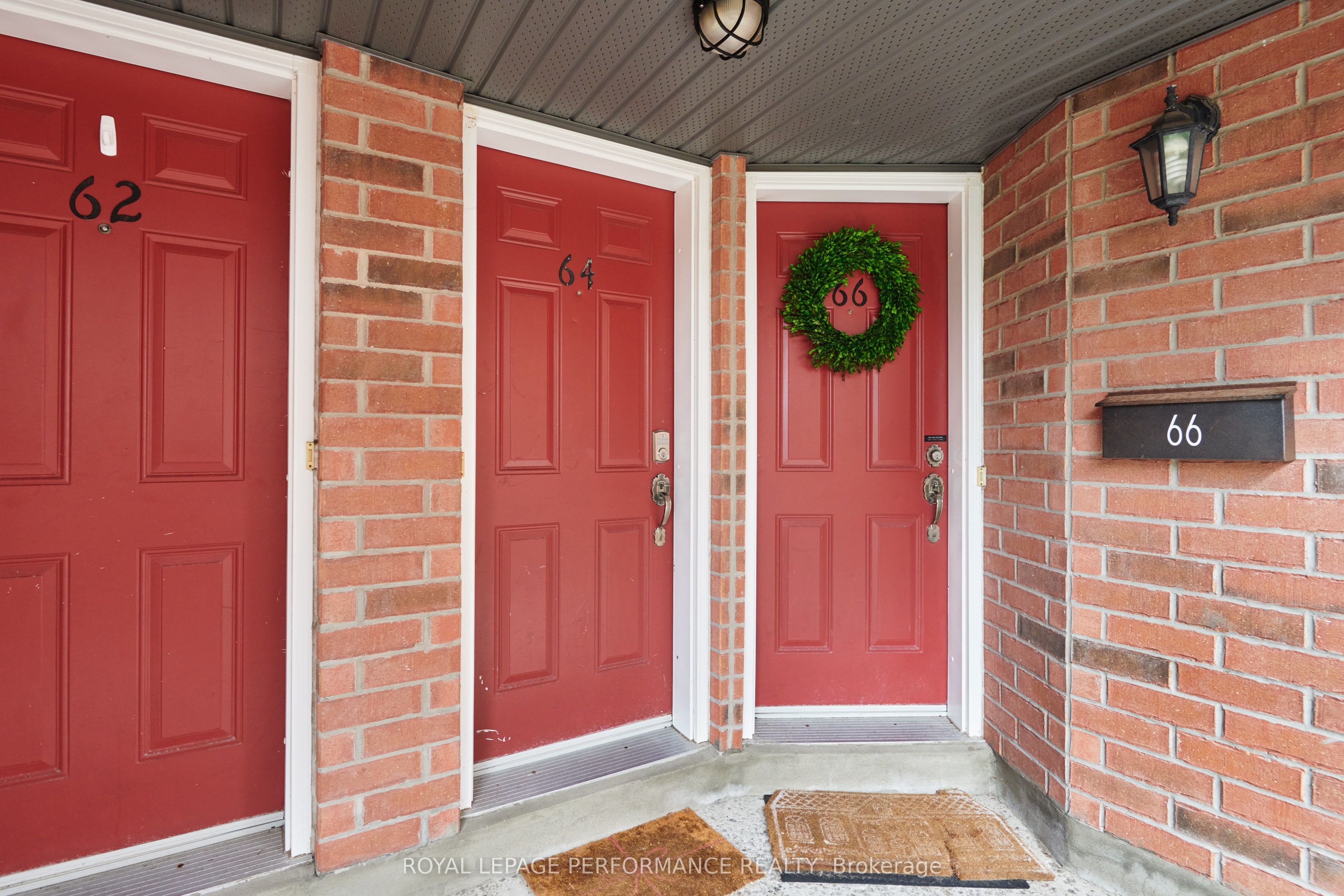 64 Mayflower Private, Ottawa 5