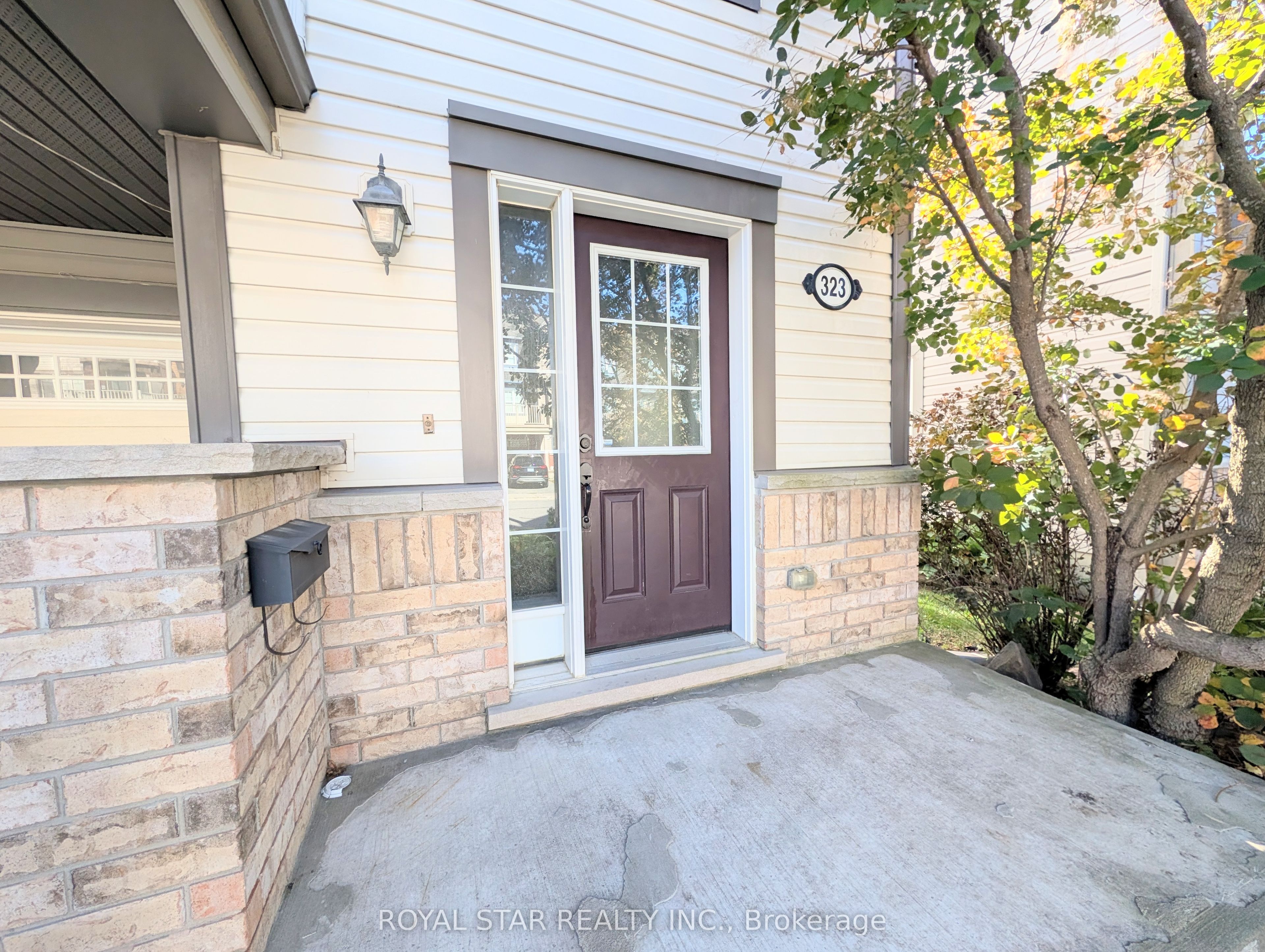 323 Sweet Grass Circle, Nepean 3