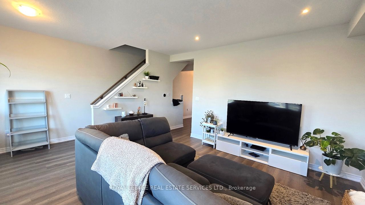 Unit 17 - 288 Glover Road, Stoney Creek 4