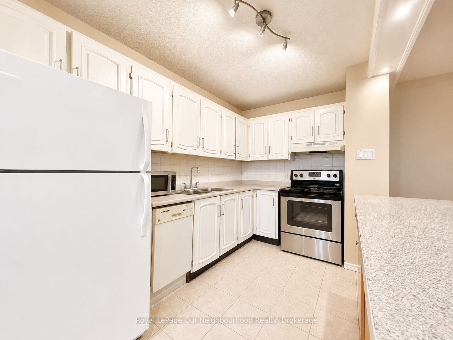 Unit 509 - 215 Glenridge Avenue, St. Catharines 3